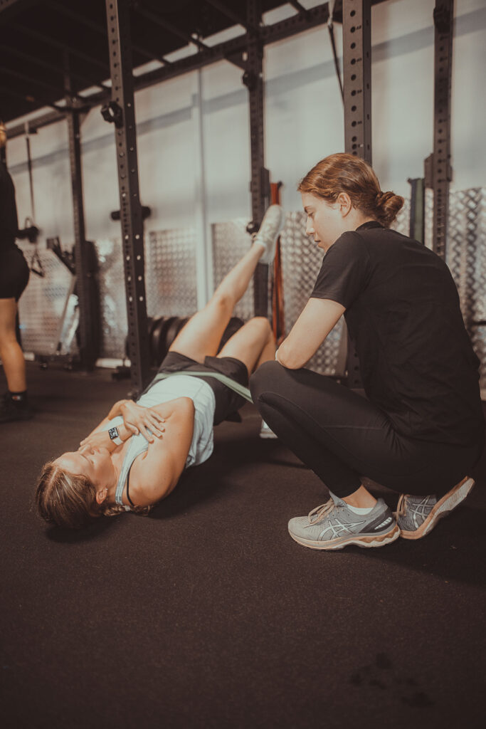 Hip mobility drills: a coached floor mobility session in Samford